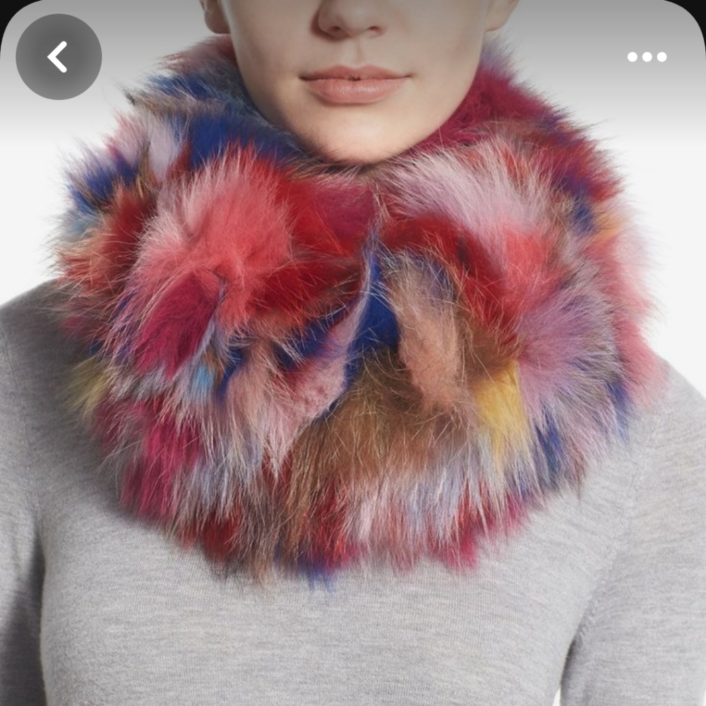 NWOT Jocelyn Genuine Fox Fur Infinity Scarf